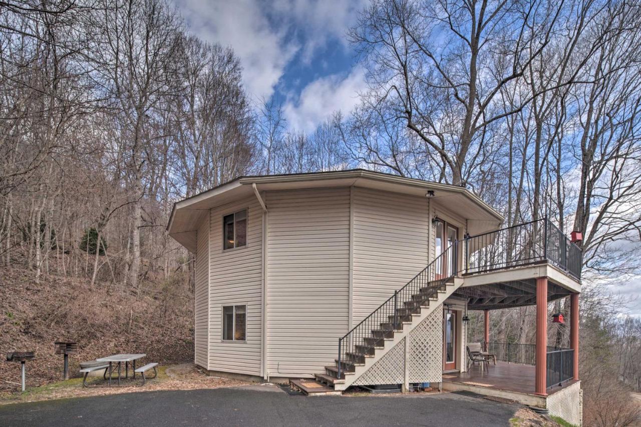 Charming Burnsville Apt With Mountain Views And Deck! エクステリア 写真