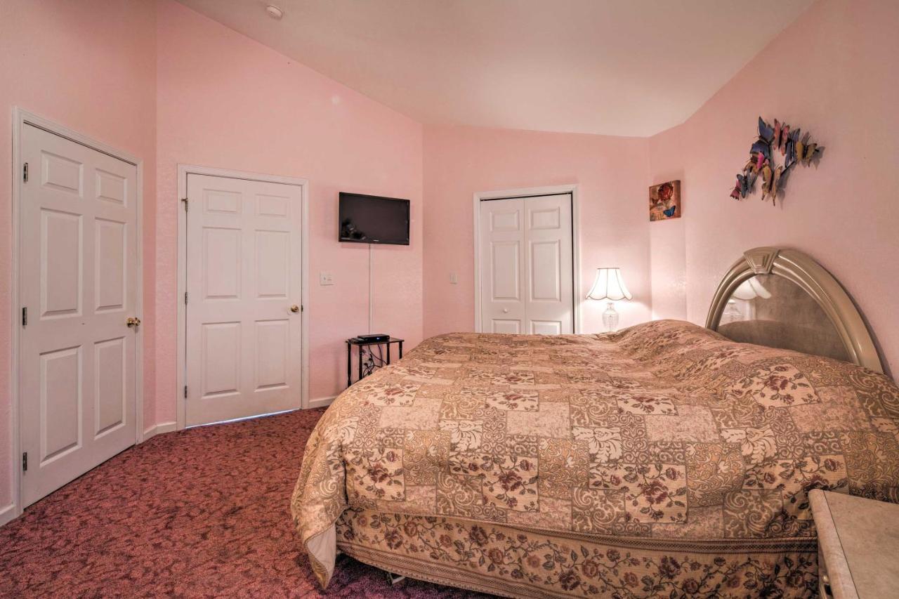 Charming Burnsville Apt With Mountain Views And Deck! エクステリア 写真